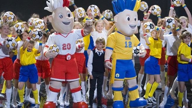 euro-2012-mascot-unveiled euro 2012 mascot unveiled 2012年歐洲杯吉祥物發(fā)布