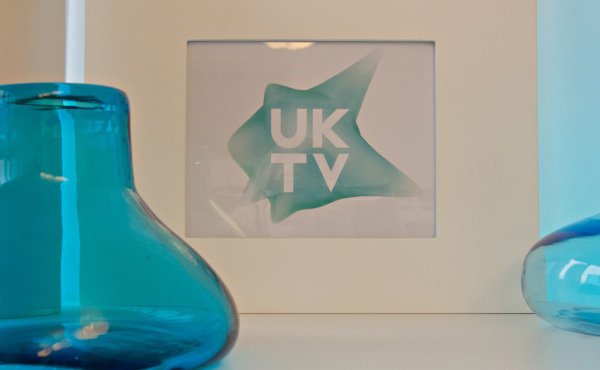 Ӣ(gu)UKTV(sh)оҕLOGO