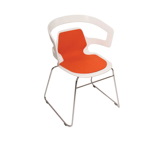The fitting seat cushion for the 'Segesta' chair by Alfredo Häberli
